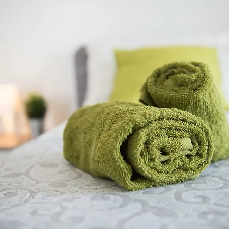 Angelica Tra Verde Mare E Relax アパート